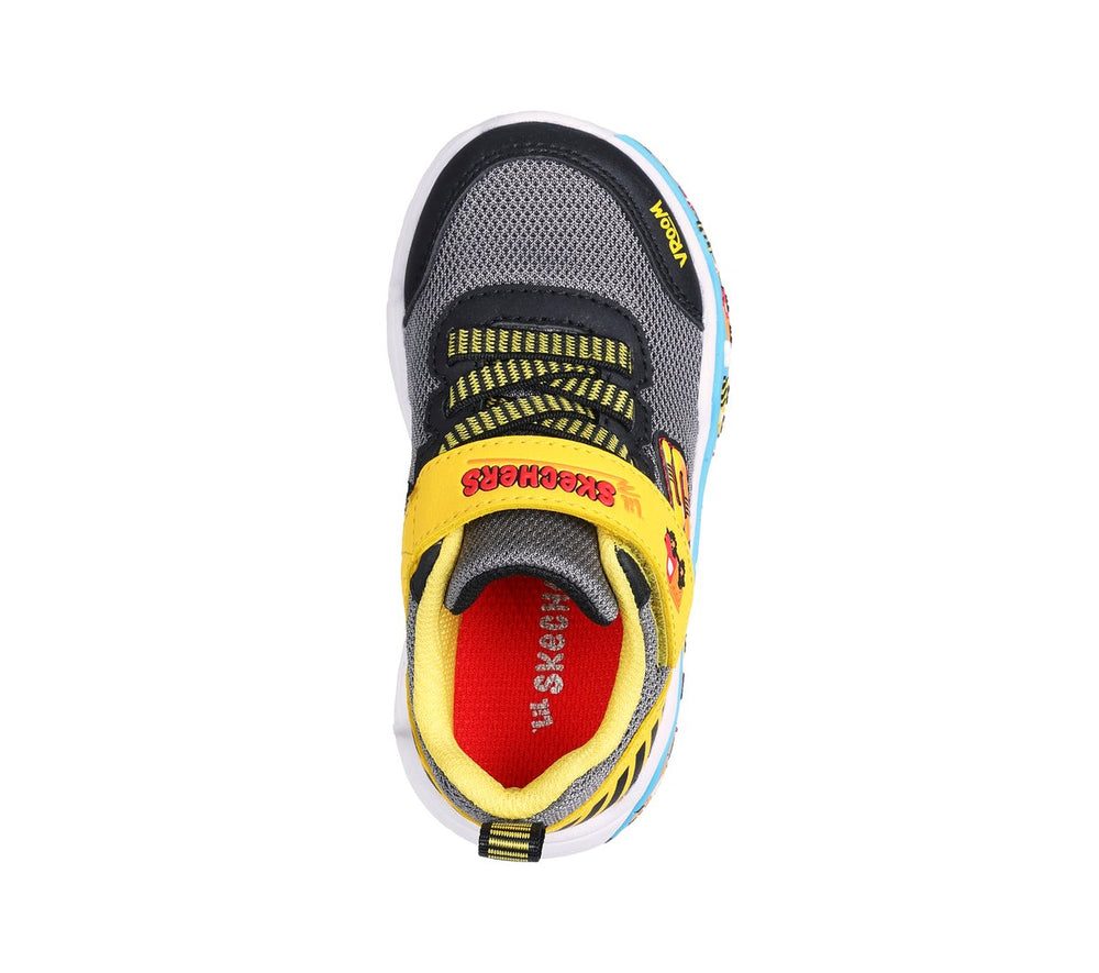 Play Scene | Skechers outlet