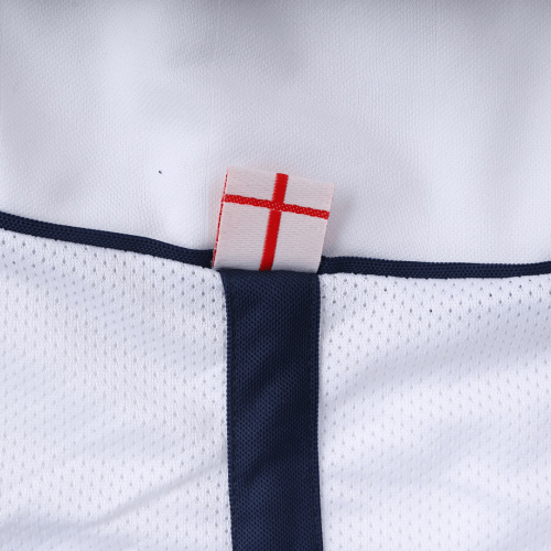 Owen #10 Retro England Home Jersey World Cup 2002 